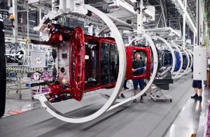 AI and Manufacturing Automation Drives Smarter Factories
