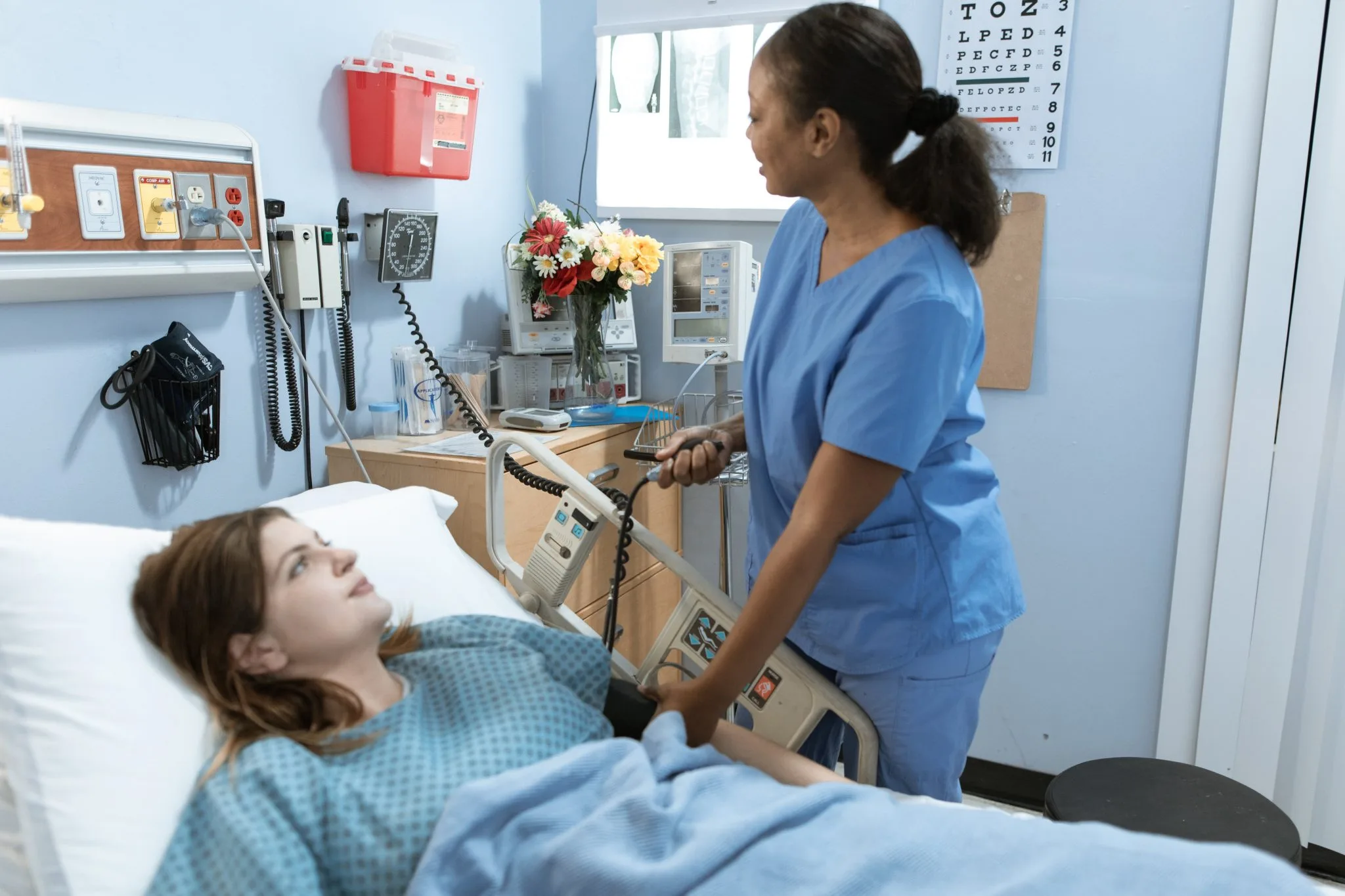 Enhancing Patient Care with AI and IoT in Healthcare
